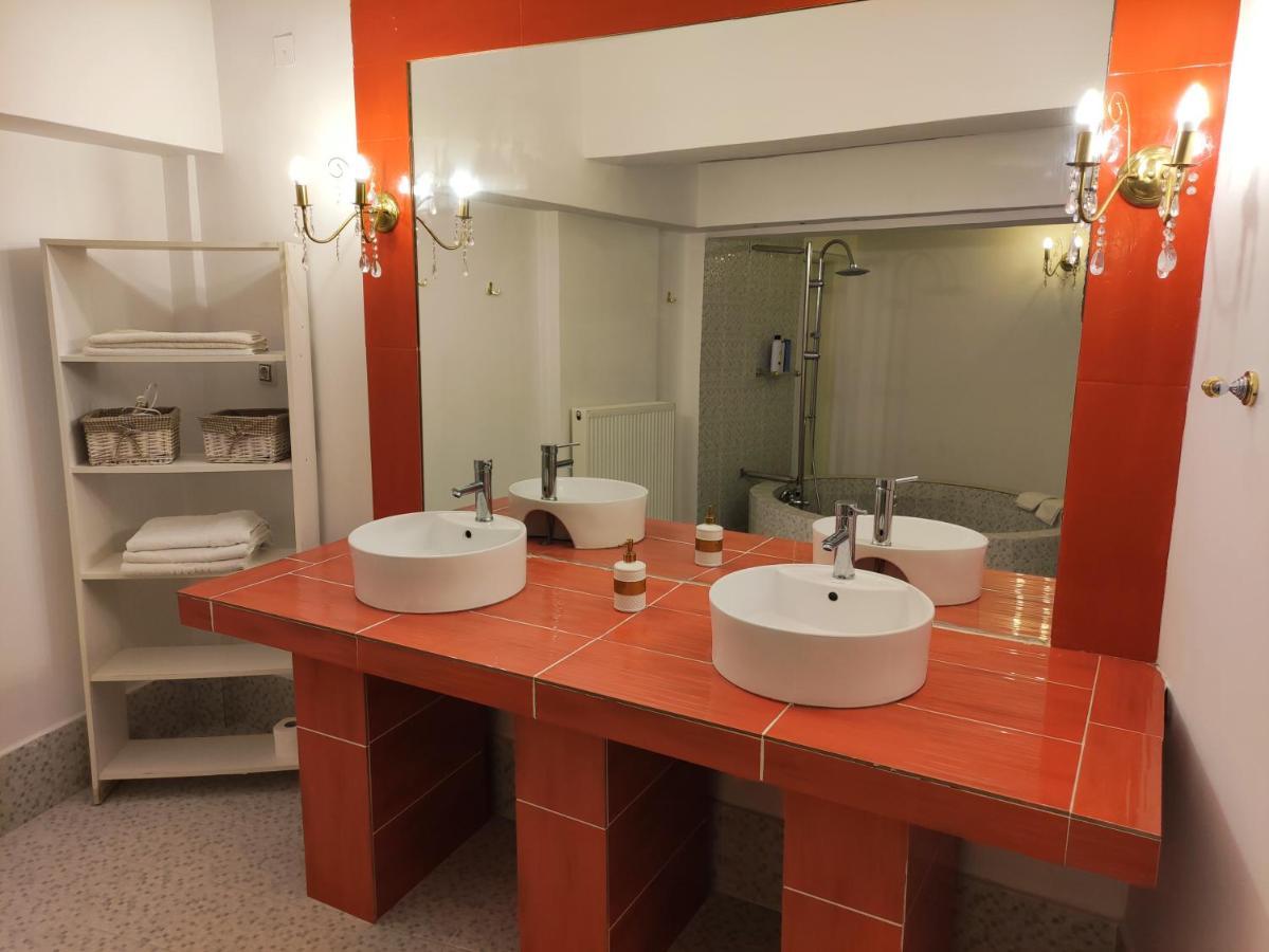 Superior Chic Family Apartment Kalambaka